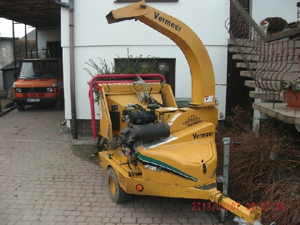 Wynajem I Usługi Rębakiem Do Gałęzi, Zrębkowanie, Wycinka Drzew