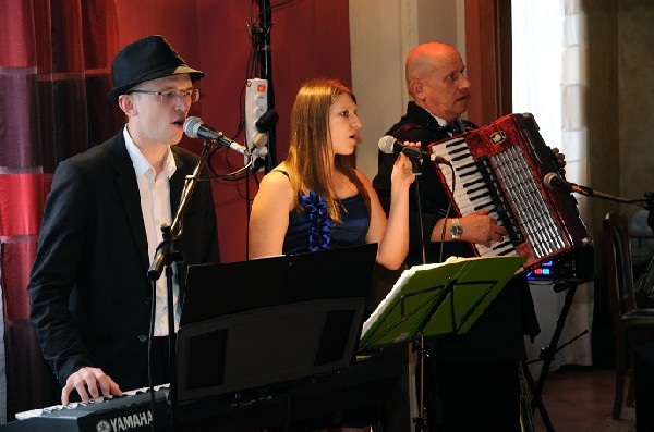 Zespół Muzyczny Green Life Postaw Na Dobrą Zabawę