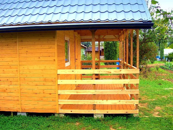 Domek Letniskowy Piętrowy 24m Ogrodowy Z Poddaszem. 3