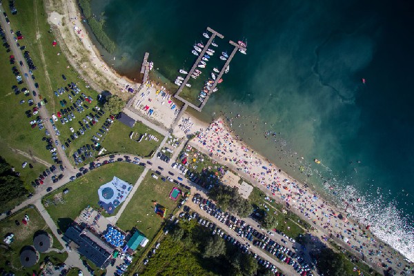 Wynajem Terenu Pod Food Truck , Przyczepę Gastronomiczną Nad Jeziorem Tarnobrzeskim 2