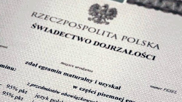 Każdy Dyplom Studia średnie Matura Magister